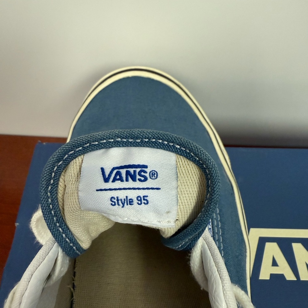 Vans 95 DX Red / White  / Blue classic style Sneakers - Picture 6 of 9